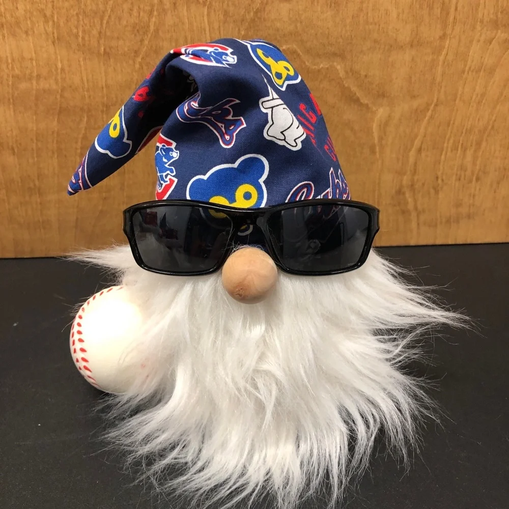 Chicago Cubs Gnome MLB Baseball Sports Fan Gift Ball - Picture 3 of 4